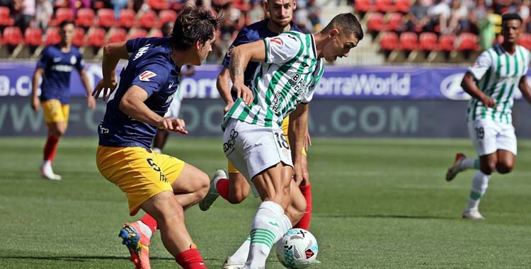 Mucho balón para tan poco gol en el Córdoba