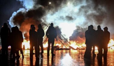 Incendios, disturbios y protestas en Francia mientras Lecornu asume el cargo de primer ministro