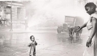 Helen Levitt, la cámara que inmortalizó la vida de los niños 'salvajes' en las calles de Nueva York