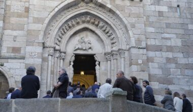 Emotiva despedida en A Coruña al ejecutivo José María Castellano - La Voz de Galicia