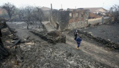 El fuego da un respiro en Pantón tras cebarse con la ribera del Cabe - La Voz de Galicia