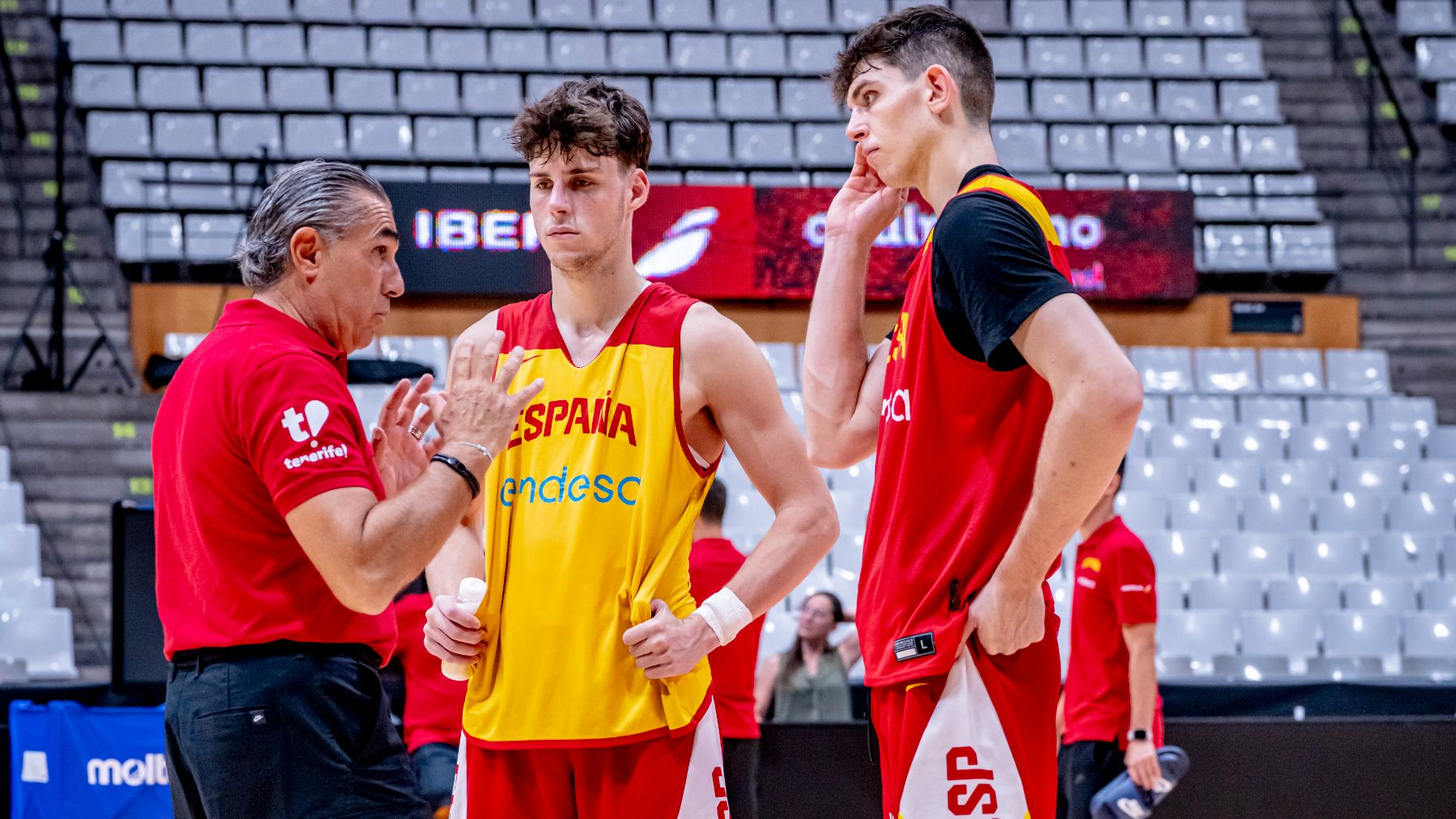 "Muchos de los jugadores que tuve en el último torneo con España bien podrían estar aquí"