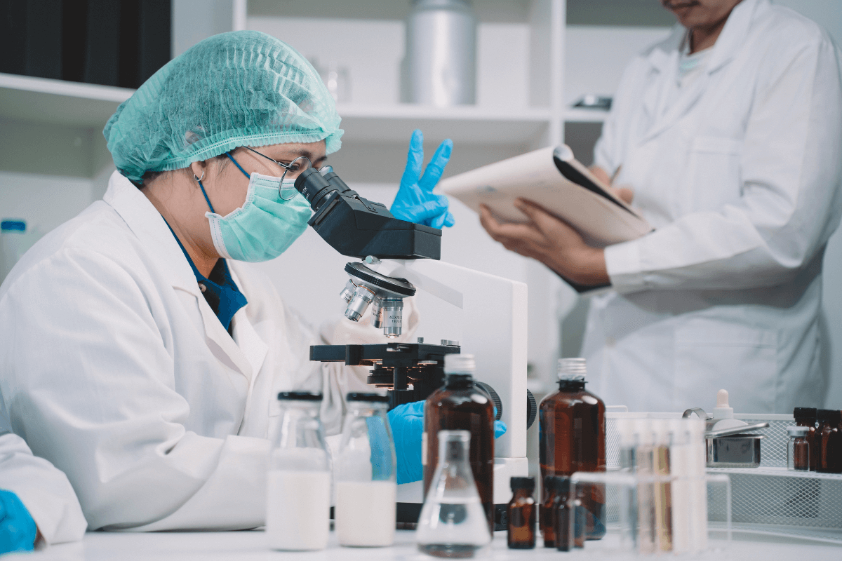 Cuatro factores estratifican el riesgo de los pacientes con carcinoma anal escamoso
