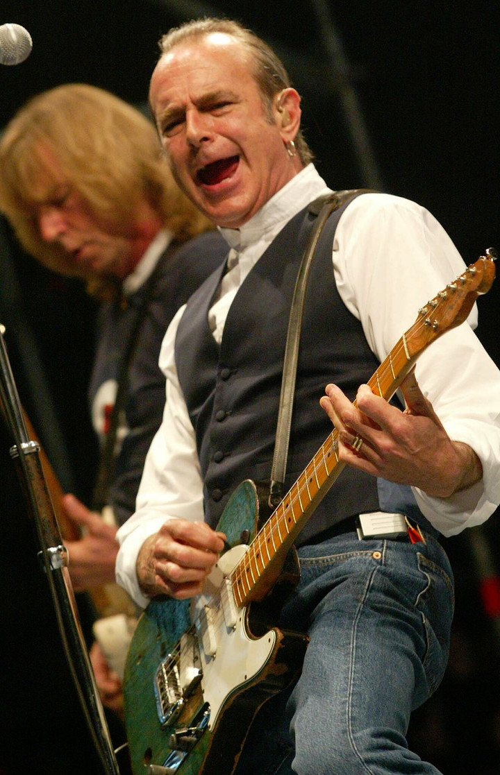 Satus Quo en un recital en Vigo, España en 2002.
Foto: EFE/MIGUEL RIOPA/MK.