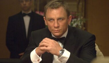 James Bond está en manos del creador de Peaky Blinders, y quiere que su versión sea "más audaz y fuerte"
