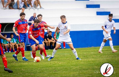 Tropiezo de la UD Lanzarote en La Palma ante la SD Tenisca (2-0)
