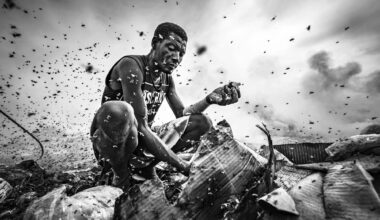 Creatividad, luz y denuncia social: estas son las imágenes ganadoras de los Black and White Photo Awards 2025
