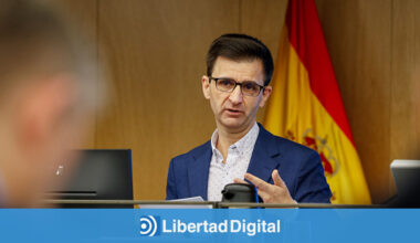 José Pablo López presume del "debate político plural" en la RTVE de Cintora, Ruiz, Miró, Flich o Santaolalla