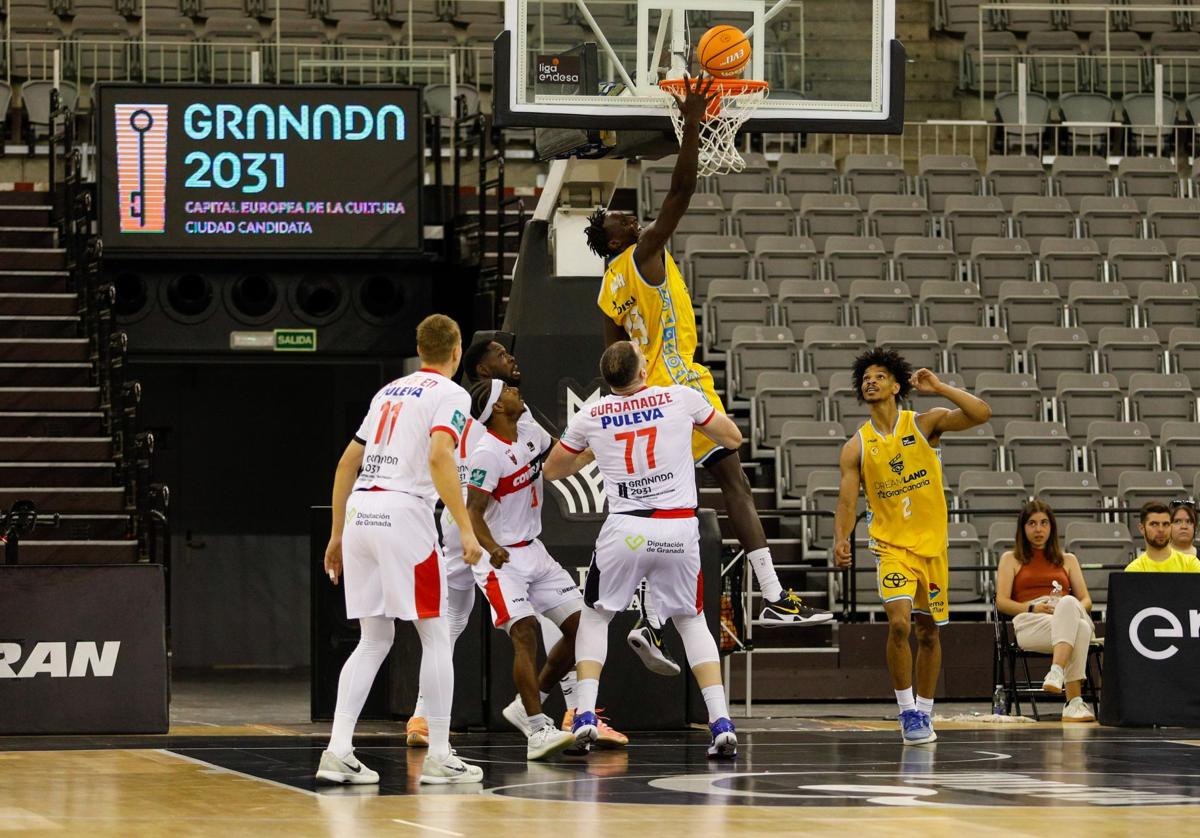 Exhibición clandestina de Jovan Kljajic para tumbar al Dreamland Gran Canaria