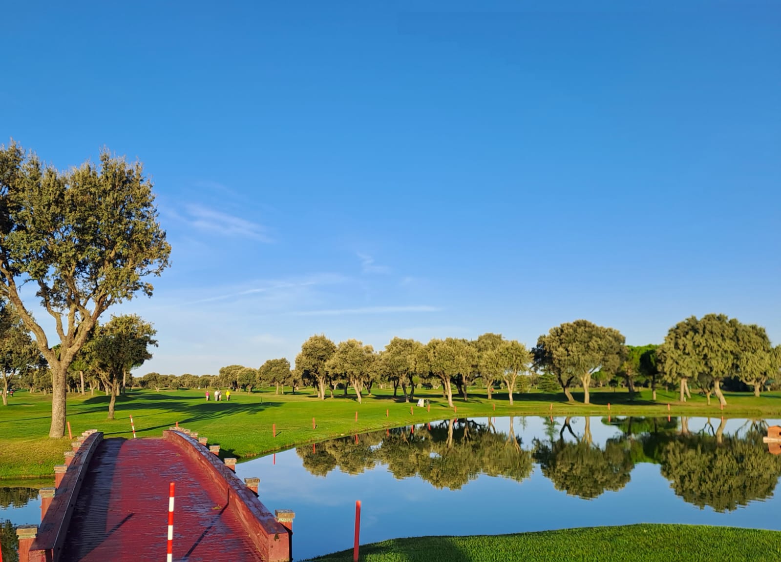 Siete parejas castellanoleonesas, en el Campeonato de España Dobles Senior Femenino que se celebra en La Valmuza
