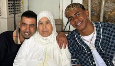«Mi abuela llegó sola en autobús desde Marruecos»