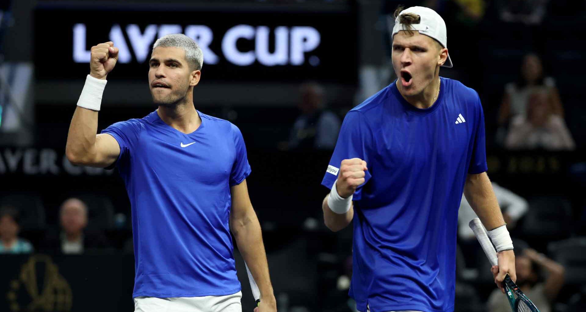 Alcaraz y Mensik cierran el viernes con victoria en la Laver Cup | ATP Tour