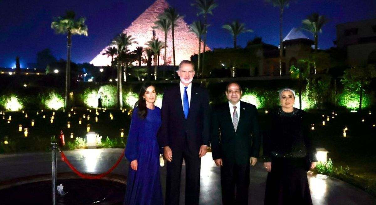 El plan nocturno de Felipe y Letizia en Egipto: puesta de sol y cena en un histórico hotel con vistas a las pirámides de Guiza