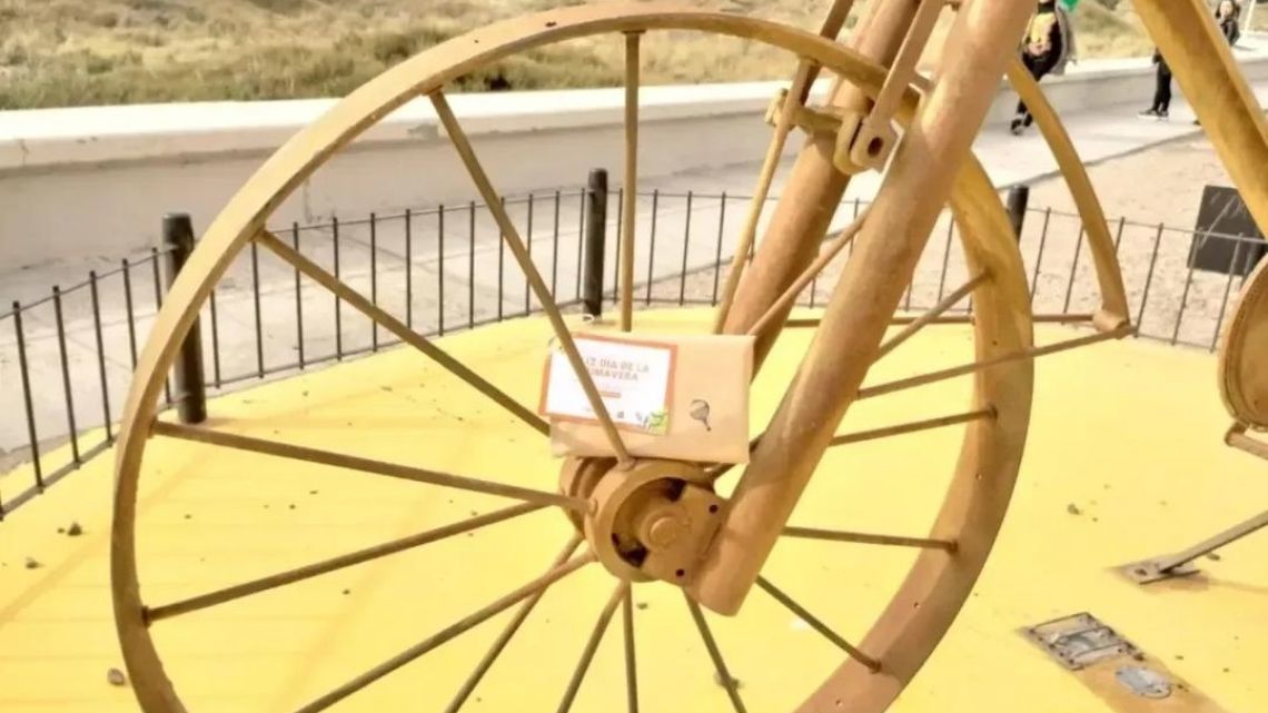 “Florecen mil libros”: lanzan una original campaña para estimular la lectura