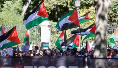 La presencia de manifestantes pro Palestina obliga a cambiar el recorrido en la última etapa de La Vuelta