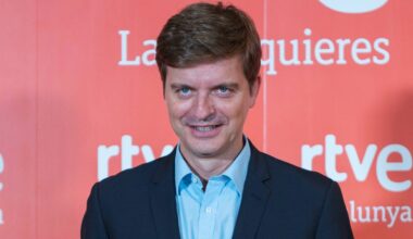 "Si alguna vez te han roto el corazón, esta es tu novela. Irónica y trágica, sutil y brillante"