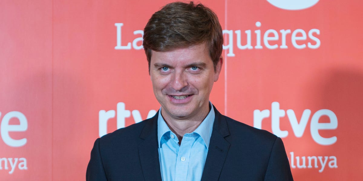 "Si alguna vez te han roto el corazón, esta es tu novela. Irónica y trágica, sutil y brillante"