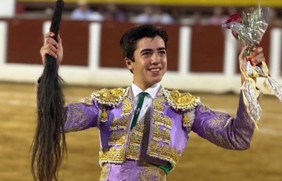Vox reclama a Marco Pérez en Carnaval y eliminar la figura del comisionista en la compra de los toros - SALAMANCArtv AL DÍA