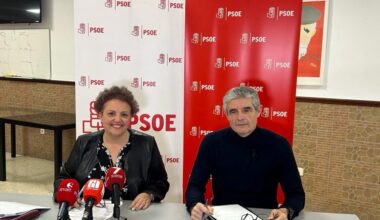 La edil del enchufe en las oposiciones de Arcos deja el PSOE pero no su acta de concejal