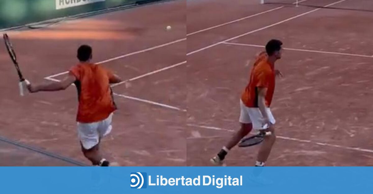 El tenis se reinventa y peligra el revés: golpes de drive con ambas manos y raquetas de dos mangos