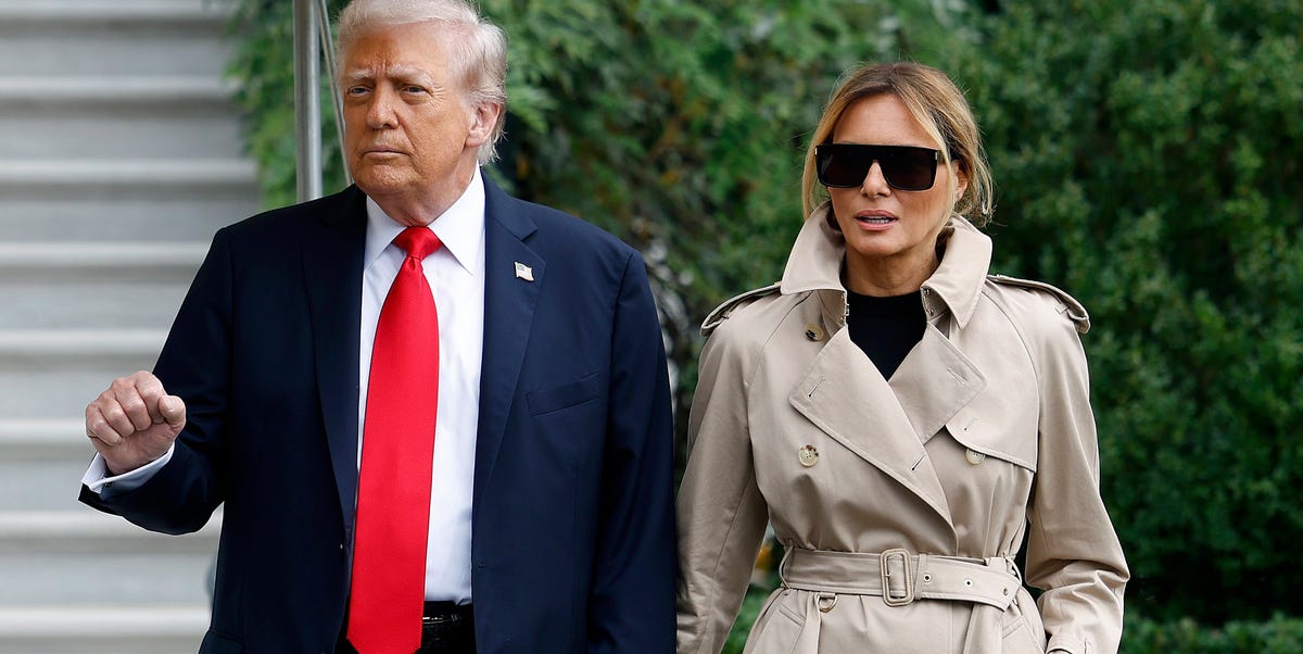 Melania Trump crea el look de aeropuerto perfecto para el otoño 2025