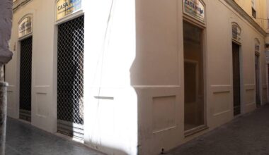 Casa Mira cierra uno de sus locales más emblemáticos del Centro de Málaga