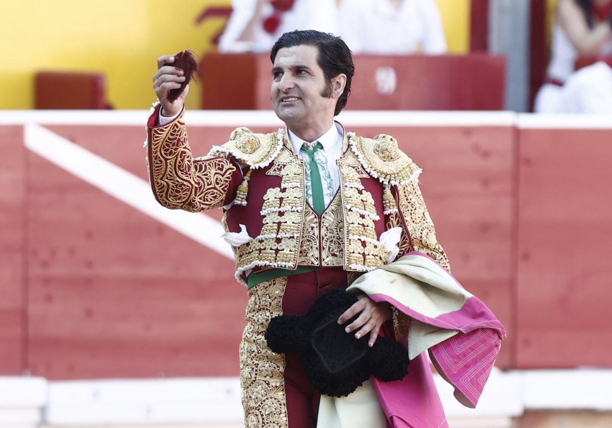 Morante de la Puebla se cae de la Feria Taurina de Murcia al resentirse de una cornada