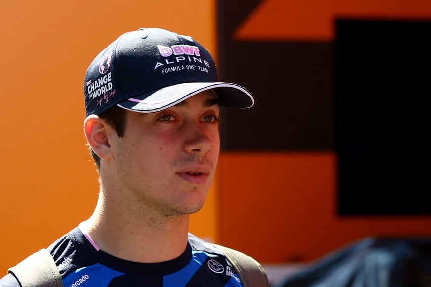 Formula One F1 - Hungarian Grand Prix - Hungaroring, Budapest, Hungary - July 31, 2025
Alpine's Franco Colapinto arrives ahead of the Hungarian Grand Prix REUTERS/Bernadett Szabo
