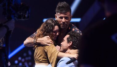 Nela emociona con ‘Someone Like You’ junto a Pablo López al piano