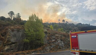 Vuelven a activar el nivel 2 de alerta en el incendio de O Bolo, que avanza por el fuerte viento y la baja humedad