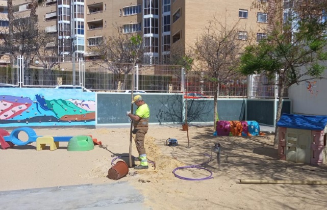 Alicante adjudica las reformas y mejoras en 13 centros educativos por 370.000 euros