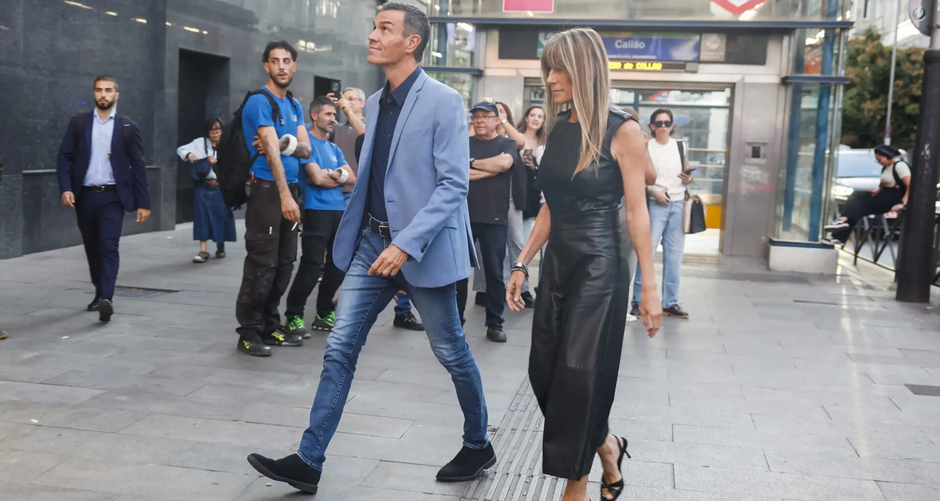 Pedro Sánchez y Begoña Gómez asisten al preestreno de 'El cautivo', de Amenábar