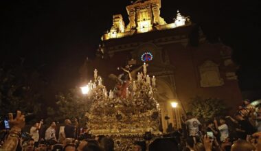 Las Aguas deja su corazón en Triana y regresa al Arenal