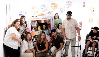 Proi celebra la vida y pide la paz a través de la pintura