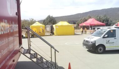 Un brigadista atendido por cansancio y posible intoxicación por humo en el incendio del Pico del Lobo (Guadalajara)