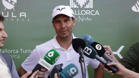 Rafa Nadal atiene a los medios durante 'The Battle of Stars' 2025