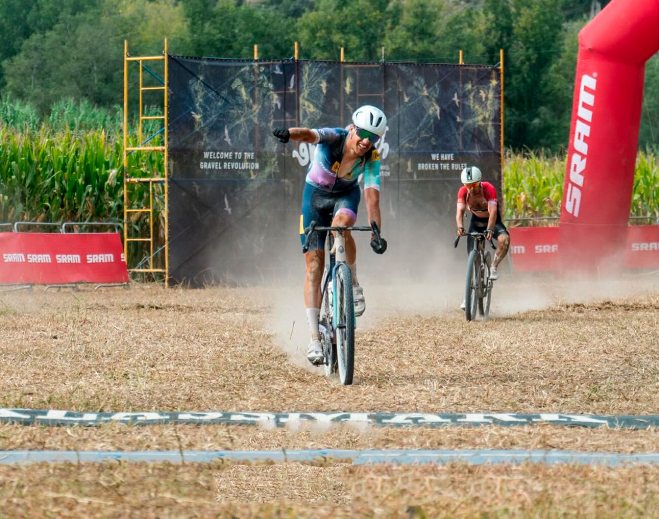Wout Alleman sorprende a las estrellas del gravel y gana la Ranxo