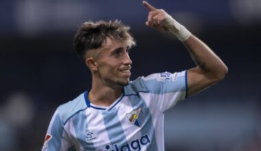 El Málaga blinda a Larrubia con una renovación hasta 2028 y cláusula de 8 millones - 101TV