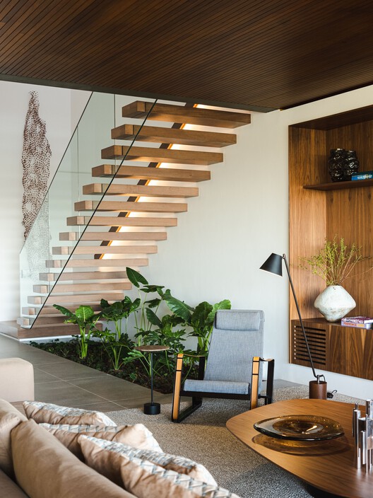 Residencia JF / kg studio - Fotografía interior, Madera, Iluminación, Mesas, Sillas