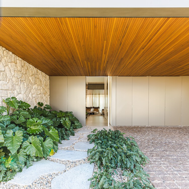 Residencia JF / kg studio - Fotografía interior, Jardín