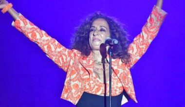 Un problema de salud obliga a Rosario Flores a cancelar su concierto en Salamanca
