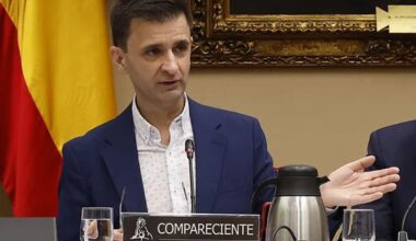El presidente de RTVE responde a los ataques a la televisión pública: «En esta partida hay muchos peones»