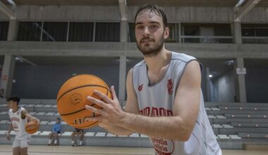 Álex Galán, pívot del Obradoiro: «La Copa Galicia es un torneo especial, es el primero que se juega»