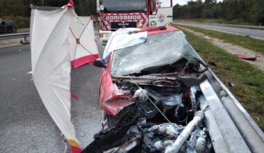Dos jóvenes de 23 y 24 años fallecen en un trágico accidente en la autovía Santiago-Lugo en O Pino - La Voz de Galicia