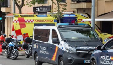 Un joven mata supuestamente a su madre y se tira después por la ventana en Vilagarcía (Pontevedra)