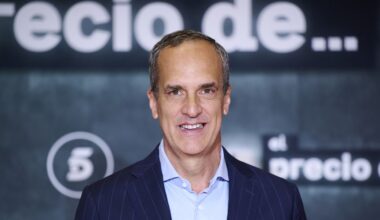 Santi Acosta enamorado de María Ruiz, la nueva estrella de Mediaset