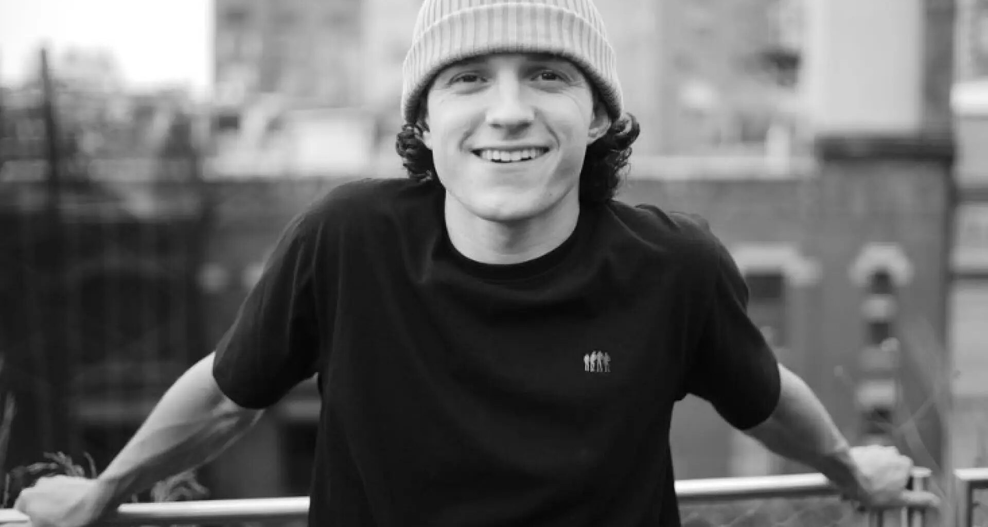 Tom Holland actualiza su estado de salud tras su accidente en el rodaje de Spider-Man: Brand New Day