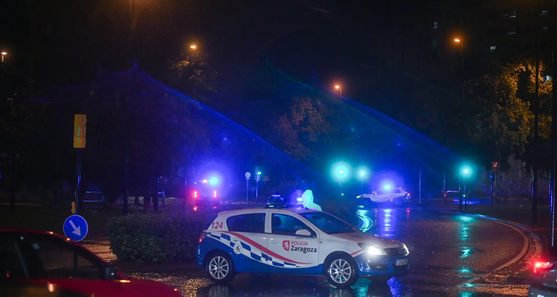 La lluvia en Zaragoza causa rescates en coches y obliga a cortar la Z-30 en el barranco de la Muerte