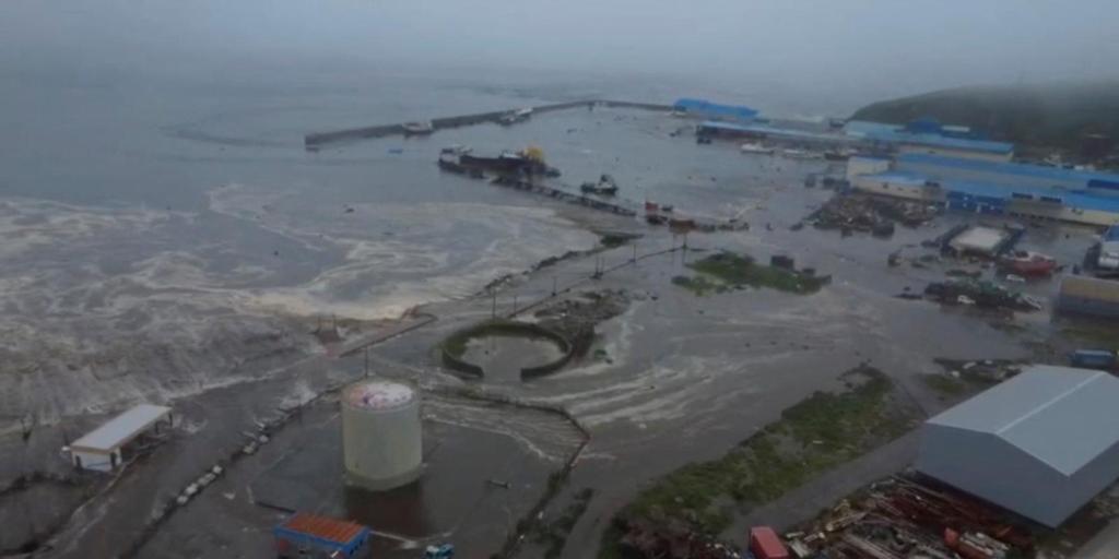 Retiran la alerta de tsunami en EE.UU. tras un terremoto de magnitud 7,8 frente a las costas del oeste de Rusia