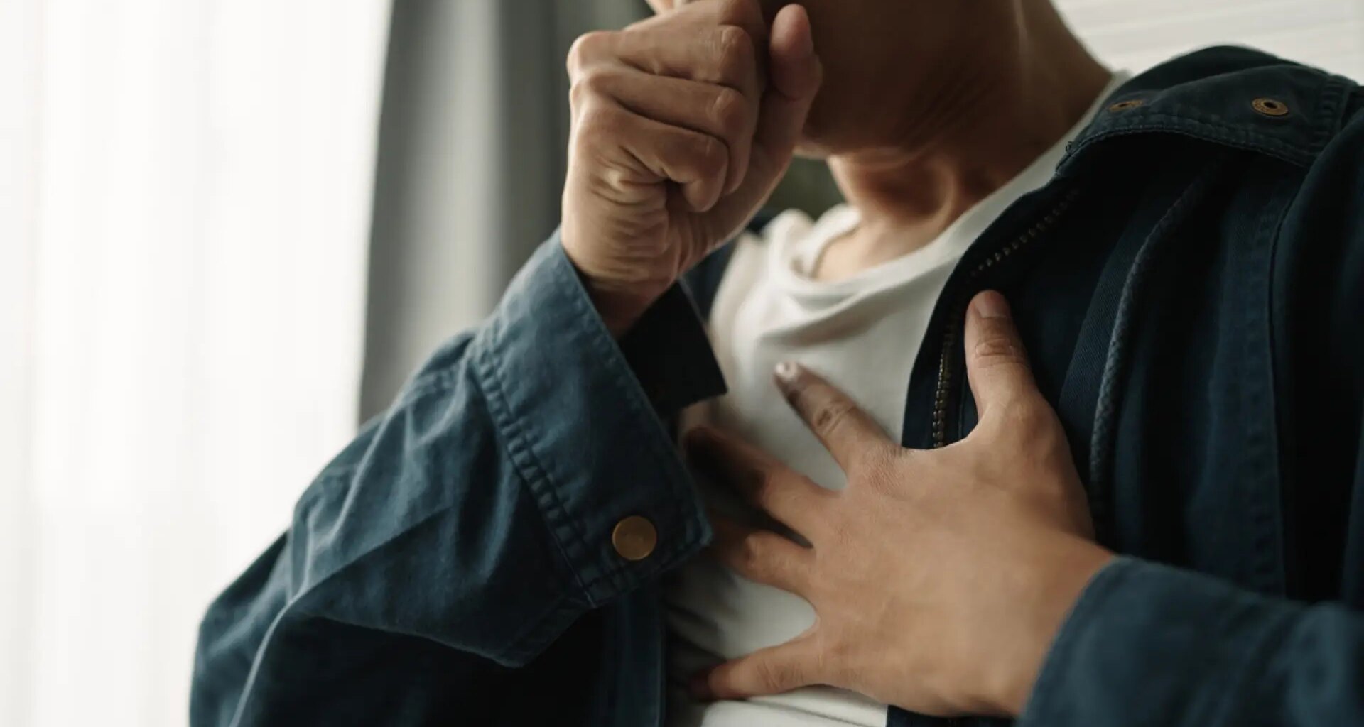 El síntoma clave de que tienes 'Stratus', la nueva variante de Covid, y no gripe